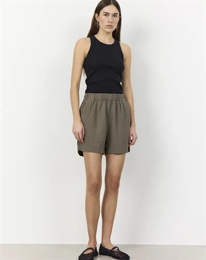   Naja 8 Shorts - Leveté Room